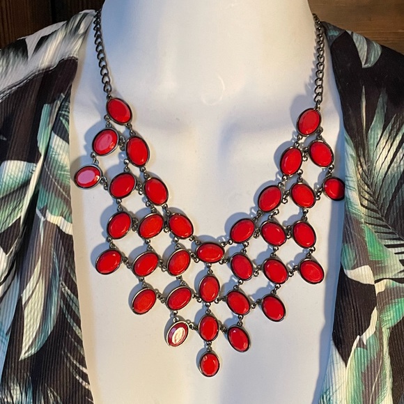 Necklaces - Picture 1 of 10